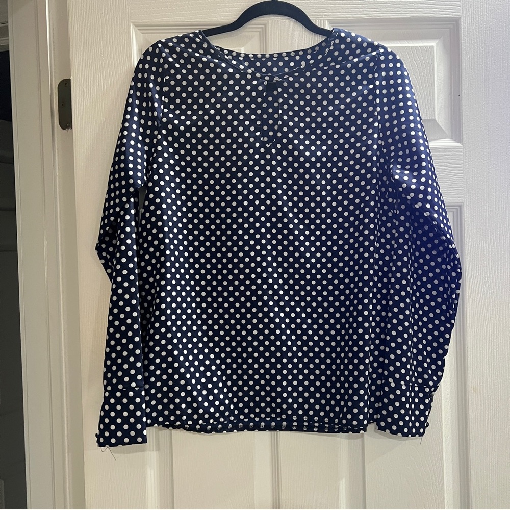 Women’s Shirt Size m